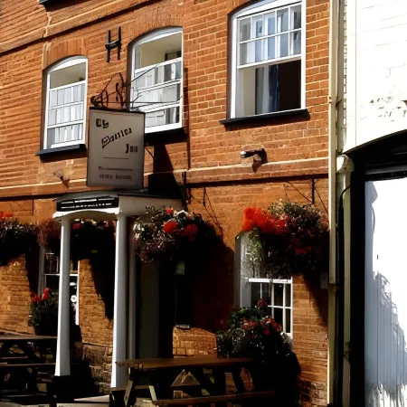 The Silverton Inn Отели в г. Мид Дэвон Дистрикт