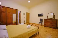 Araks Hotel Complex