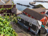 Harbourside Hideaway