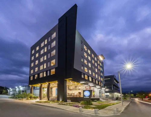 Tru by Hilton Cali Sur - Phòng Gym
