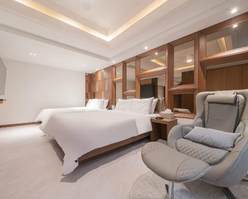 Wonju Hue Hotels near استاد وونجو