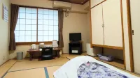 Ushiku City Hotel Honkan Annex Hotel a Ushiku