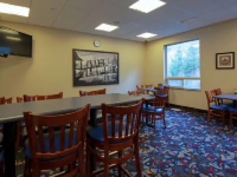 Super 8 by Wyndham Kamloops on the Hill Hôtels à : Kamloops