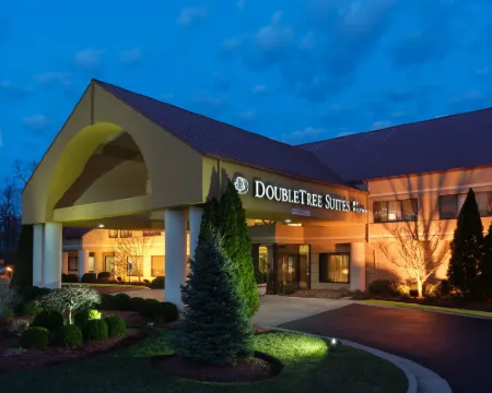 DoubleTree Suites by Hilton Cincinnati - Blue Ash Hotels in Hamilton County