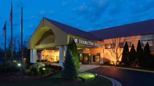 DoubleTree Suites by Hilton Cincinnati - Blue Ash Hotels in Hamilton County