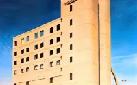 Sakaide Plaza Hotel Hôtels à : Sakaide