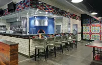 DoubleTree by Hilton St Paul Downtown - bar