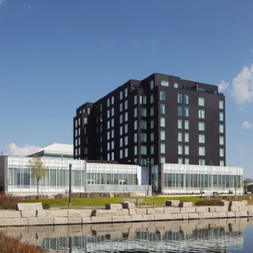 Delta Hotels Thunder Bay Hotels near Current River Arena