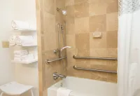 햄프턴 인 & 스위트 올버니 - 다운타운 Albany 호텔