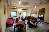 Satyam Palace Resort - Frühstück
