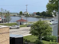 Lakeview Loft Hotels in Kewaunee County