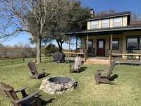 Casa Colina: Rustic Cottage and Property + Stable for Horses