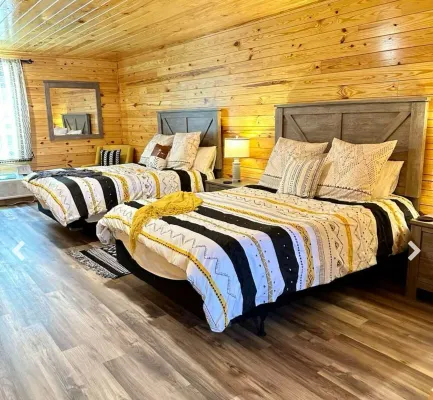 Luxury Cabin At Blackwater Getaway, Short Walk Downhill To The River!