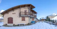 Enormous well-equipped chalet for up to 14 people