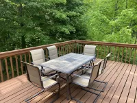 Updated Phase 2 Hideaway Valley Condo Nestled in the Woods Hotels in Little Traverse Township