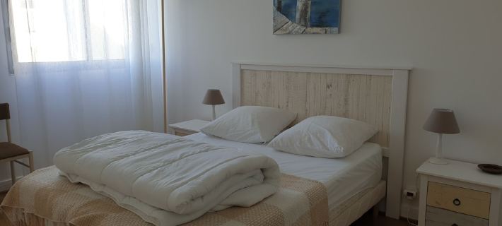 Beautiful Balcony Sea View Apartment in the center of Concarneau Hotels in Concarneau