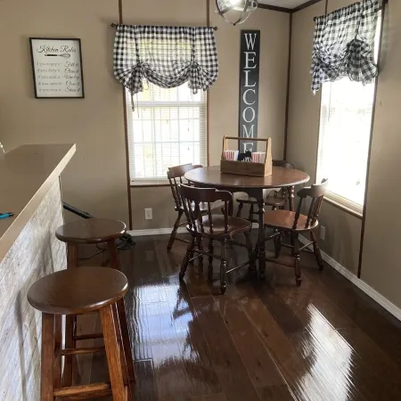Conveniently Located ~ WiFi ~ Central Heat & Air