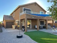 Heated Pool right next to stadium! All your needs covered with this one