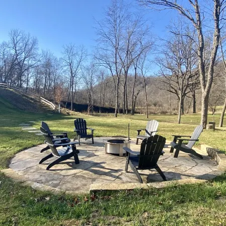 Secluded Rustic + Modern Log Cabin with hot tub by Stream,  luxury getaway