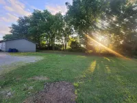 RnR Retreat-Upscale housing, contemporary decor