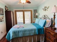 Water front bungalow for rest, relaxation and rejuvenation!