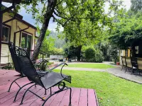 ~ Main House + 3 Guest Cottages ~ Hot Tub ~ Pool ~ EV Charger ~ Pet Friendly ~