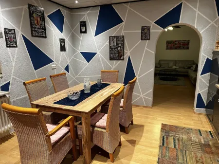 Cozy vacation apartment with wood-burning stove in the middle of the Palatinate Forest Отели в г. Юго-западный Пфальц