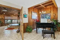 Windy Point Estate - On Lake Istokpoga-5bdr. 5 1/2bath 7 beds. Amazing grounds