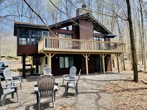 Relax at Sunset View in the Hideout Resort