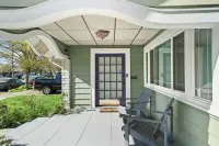 The Zen Den - Stockton, Ca