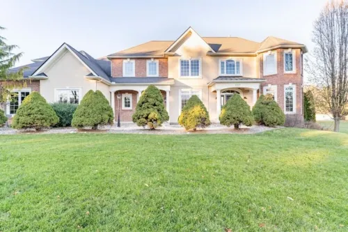 Red Fox Run Hideaway Hotels in Victor