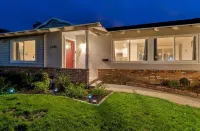 Staycation Oasis SPA/pool 10 mins from NOS Center Hotels near Nocturnal Wonderland
