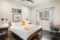 Forested Oasis for the Whole Family- Pet Friendly! Game Room, Hot tub and more!