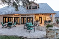 Updated Luxury Home Near Gruene and Canyon Lake. Cottage rental is extra.