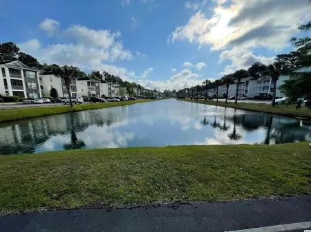 Blue Haven-Beach Condo with Pool and Hot Tub