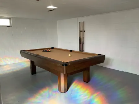 Charming and Spacious 3 Bedroom Home in Lancaster