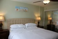 Outstanding Location - Beach and Village E