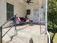 Waco Wonders - just minutes from Magnolia/Baylor! Hotels in McLennan County