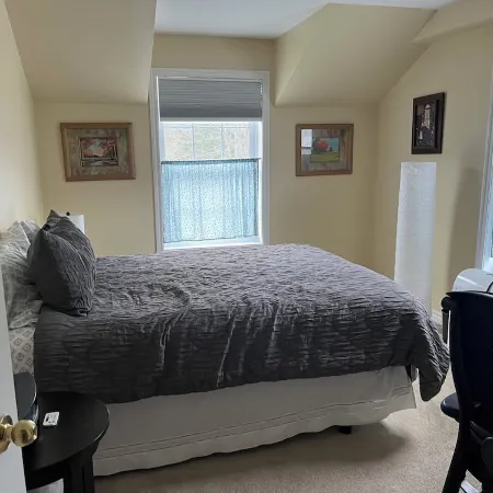 Two bedroom condo located within walking distance of the village of Stowe.