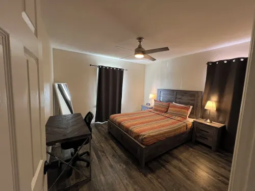 Cheerful 2 br/1 full bath home near SoFi/Beaches