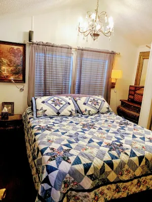 Bavarian Cabin @ HomeAway Ranch & Noah Animal Sanctuary