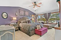 Beautiful and spacious lakefront home! Close to everything!