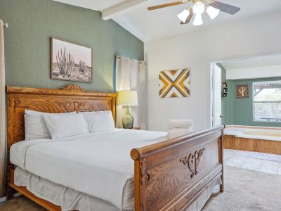 Across from water & pet-friendly - Bullhead Bend!