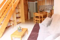 Nice chalet style duplex in the center of Cauterets quiet and bright Hotels in Cauterets