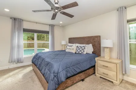 Pool  & Hot Tub! Pet Friendly, King Beds, Melbourne Beach!