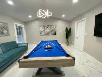 Incredible 7BR w/ Game Room Heated Pool & Jacuzzi!