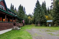 Direct Trail Access - 5Bdrm + 2BA - 9Beds + Game Room
