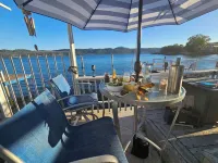 LAKEFRONT OASIS w/ BOAT DOCKFISHERMEN SPECIAL!