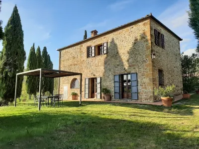 Villa Banditello, secluded, panoramic view over Montepulciano valley.