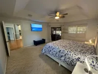 Golf course view & heated pool in Lake Worth, FL 메리 브랜던 공원 주변 호텔